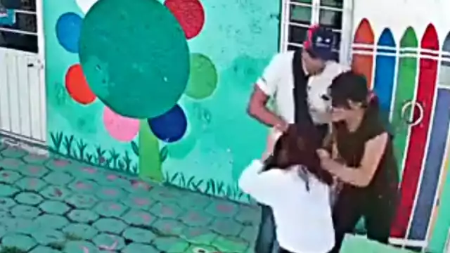 Los padres golpearon a una maestra de un kínder hace unos días en Cuautitlán Izcalli