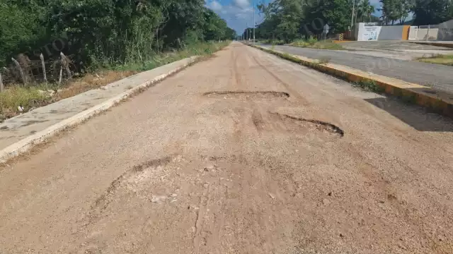 La obra fue abandonada durante la administración del exalcalde Fernando Sleme por presuntos adeudos a constructores.
