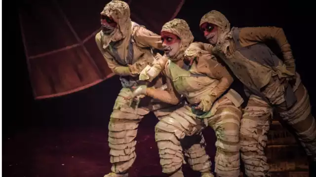 Kabúnker transporta a los espectadores a un carnaval oscuro, señala su sinopsis