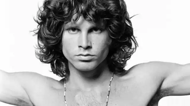 Jim Morrison se autonombró Mr. Mojo Risin. Foto: Especial