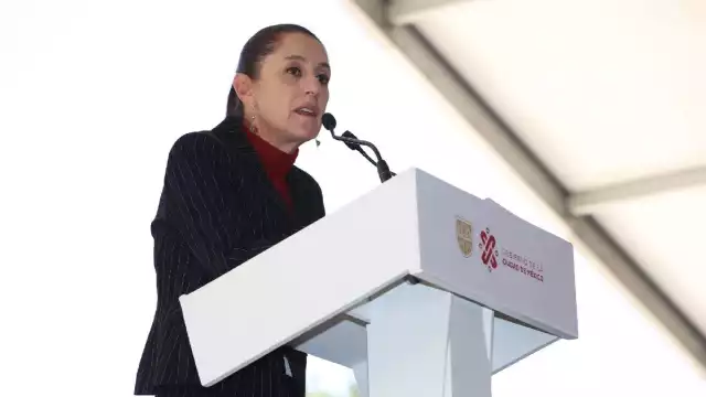 Sheinbaum llegó a las 9:50 a la casilla para emitir su voto de la Revocación de Mandato