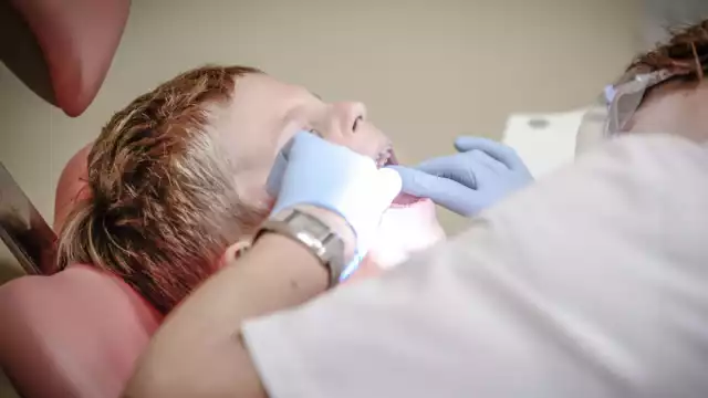 Después de 20 minutos arribaron dos equipos de emergencia a la clínica y trasladaron al menor al Hospital Local, San Nicolás