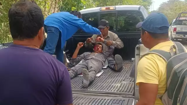 Un joven terminó lastimado tras un incidente con su motocicleta en Campeche