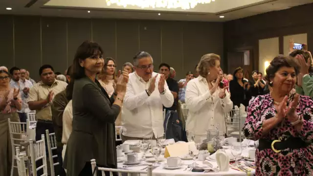 Villanueva Trujillo, señaló que desde 1981 se conmemora el Día del Escritor en Yucatán cada 20 de diciembre