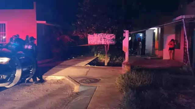 Los oficiales interrogaron con los que acostumbraba convivir con el ahora fallecido y algunos vecinos para obtener datos