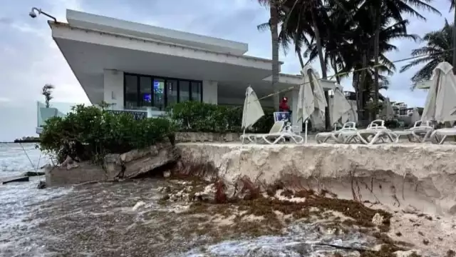 La erosión de la playa ha provocado que desaparezca