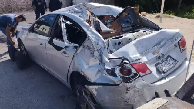 A pesar de lo aparatoso del accidente el conductor resultó ileso