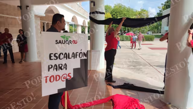 De no llegarse a un acuerdo, esta parálisis laboral, traería como consecuencia que esté en riesgo el inicio del próximo ciclo escolar de verano