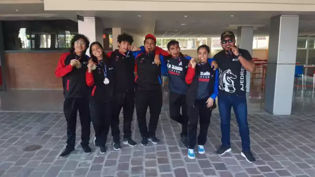 El equipo de LaSalle Playa del Carmen se llevó la medalla de plata
