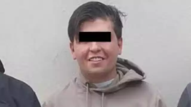 En su ingreso al penal de Barrientos Fofo Márquez sonreía ante las preguntas del personal de la Fiscalía del Estado de México