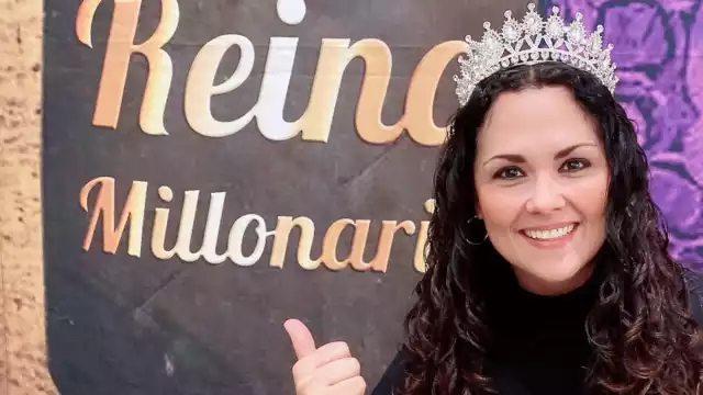 Estrella dejó a un lado la cantada para enseñar. Foto: Especial