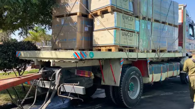 Israel informó que accederán a la Franja de Gaza, 80 camiones con ayuda humanitaria