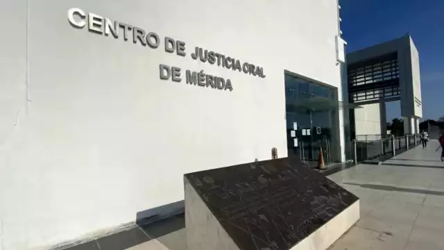 Antes de que finalizara la diligencia, se ratificó la medida cautelar impuesta en la audiencia inicial