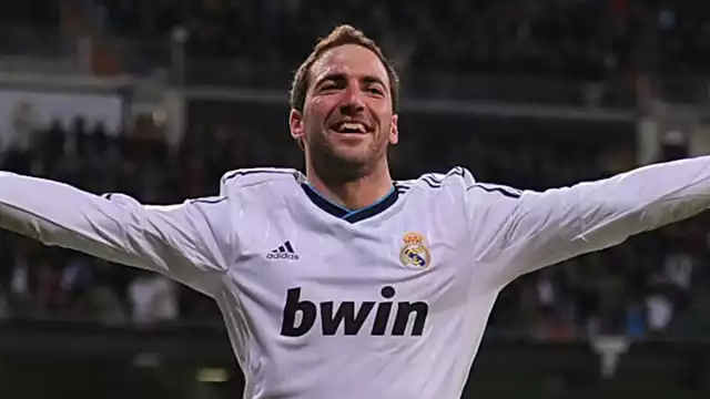 Real Madrid despide con cariño a Gonzalo Higuain ante su retirada del futbol