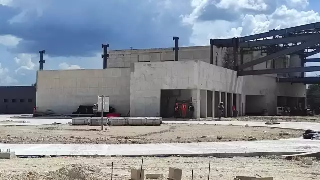 En el tramo 7 se ha necesitado la presencia de albañiles, por lo que trabajadores han migrado para el empleo