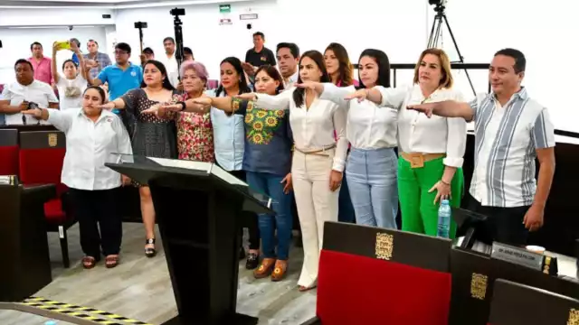 Con 24 votos a favor que correspondieron a la Morena y los independientes