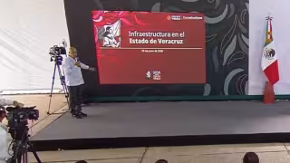 Veracruz recibirá más de 21 mil mdp para carreteras, puentes y obras de agua