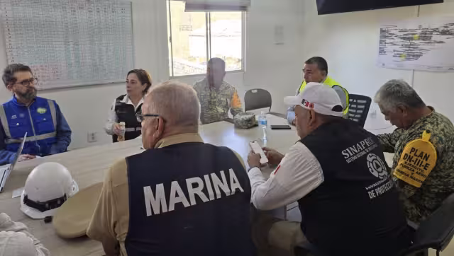 La CNPC mantiene comunicación directa con las familias de los mineros, informando sobre los avances del operativo