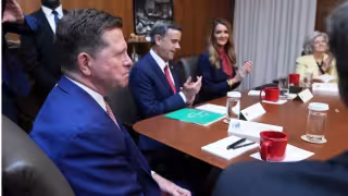 Senado de EU confirma a Jay Clayton como jefe de Inteligencia; encabezó acusación contra Rocha Moya