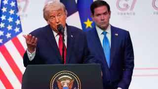 Donald Trump acusa a Sheinbaum de estar “asustada” y dice que México perdió control ante cárteles