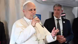 Papa León XIV aclara que declaraciones en África no fueron respuesta a Trump y descarta confrontación política