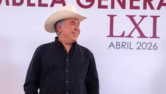 Enrique Inzunza Cázares, senador de Morena