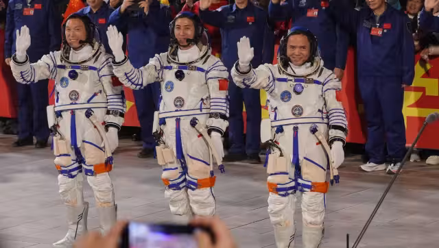 La Shenzhou-21 fue lanzada el 31 de octubre de 2025 y sus tripulantes pasaron casi siete meses en el espacio