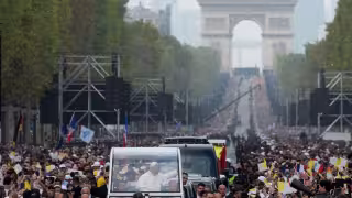 Misa de León XIV reúne a cerca de 800 mil personas en París; Papa llama a buscar paz y unidad