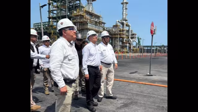 El director general de Pemex, Víctor Rodríguez Padilla, encabezó personalmente la coordinación en el lugar