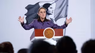 Presidenta Sheinbaum defiende reforma sobre doble nacionalidad para presidentes y gobernadores