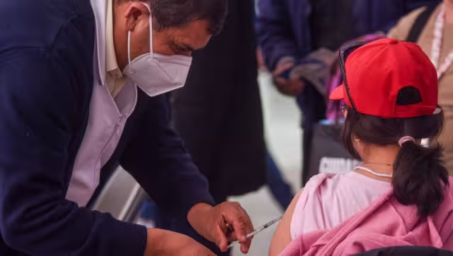 Autoridades estatales han insistido en que hoy existe capacidad técnica y disponibilidad de insumos para ampliar la vacunación