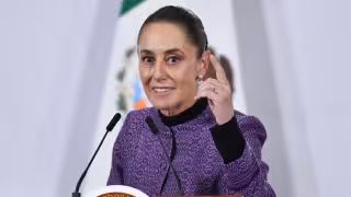 Sheinbaum confirma reunión con dirigencia de Morena y descarta diálogo sobre reforma electoral