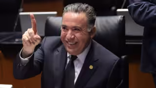 Enrique Inzunza regresará al Senado tras 113 días de ausencia presencial