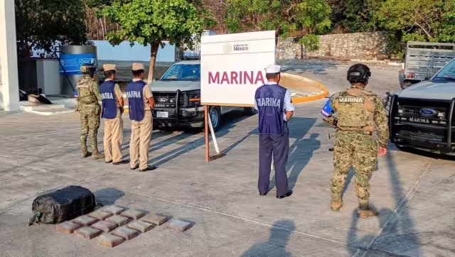 Con este decomiso frente a Huatulco, en la presente administración se han asegurado más de 65 toneladas de cocaína en altamar