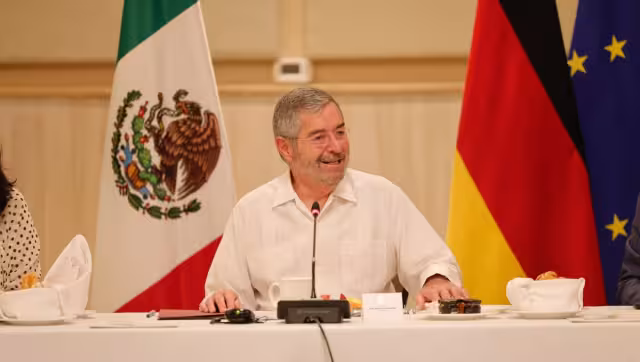 Juan Ramon de la Fuente. secretario de Relaciones Exteriores