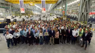 Ebrard anuncia inversión millonaria de Ternium en Nuevo León: 4 mil millones de dólares para acero en México