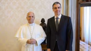 Papa León XIV y Pedro Sánchez dialogan sobre paz, migración y cooperación entre España y el Vaticano