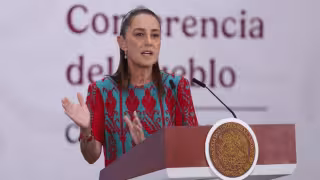 “No es asunto de la presidenta”, señala Claudia Sheinbaum sobre licencia de Rubén Rocha en Sinaloa