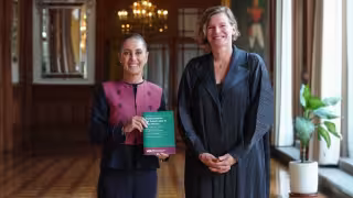 Sheinbaum recibe a Mariana Mazzucato en Palacio Nacional y aborda el futuro del Plan México