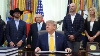 Trump ordena revisar protección federal de lobos grises y lobos mexicanos en Estados Unidos