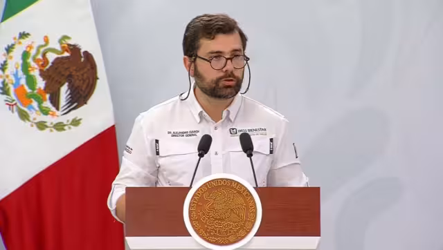 Alejandro Svarch Pérez, director general de IMSS-Bienestar