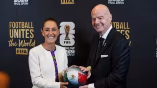 Infantino respalda a Claudia Sheinbaum y confirma el Mundial en México