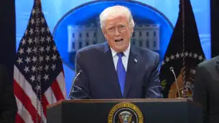 Donald Trump eleva arancel global del 10% al 15% tras fallo de la Suprema Corte de EU