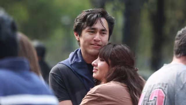 Las relaciones afectivas positivas se construyen sobre pilares como la comunicación abierta, la escucha activa y la capacidad de negociació