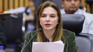 Carla Humphrey pide investigar a Guadalupe Taddei y explica cómo elegirán al presidente interino del INE