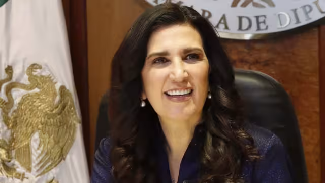 Kenia López, presidenta de la Mesa Directiva de la Cámara de Diputados