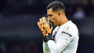 Malagón se derrumba tras su lesión en Concachampions: El mensaje que dice adiós al Mundial 2026