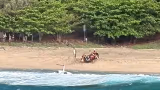 Tragedia en Hawái: helicóptero turístico cae al mar en Kauai y deja tres muertos