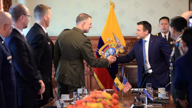 El comandante del Comando Sur, general Francis L. Donovan, reconoció públicamente el trabajo de las Fuerzas Armadas ecuatorianas
