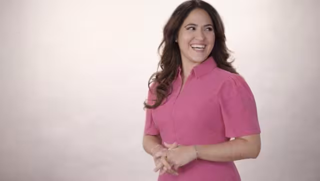 María Montserrat Alvarado nació en la Ciudad de México y es reconocida por su trayectoria en medios católicos